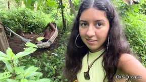 The girl got lost in the jungle and stumbled upon a savage who fucked her